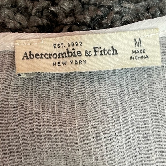 Abercrombie & Fitch sheer lace floral Tank top women’s size M - Picture 14 of 17